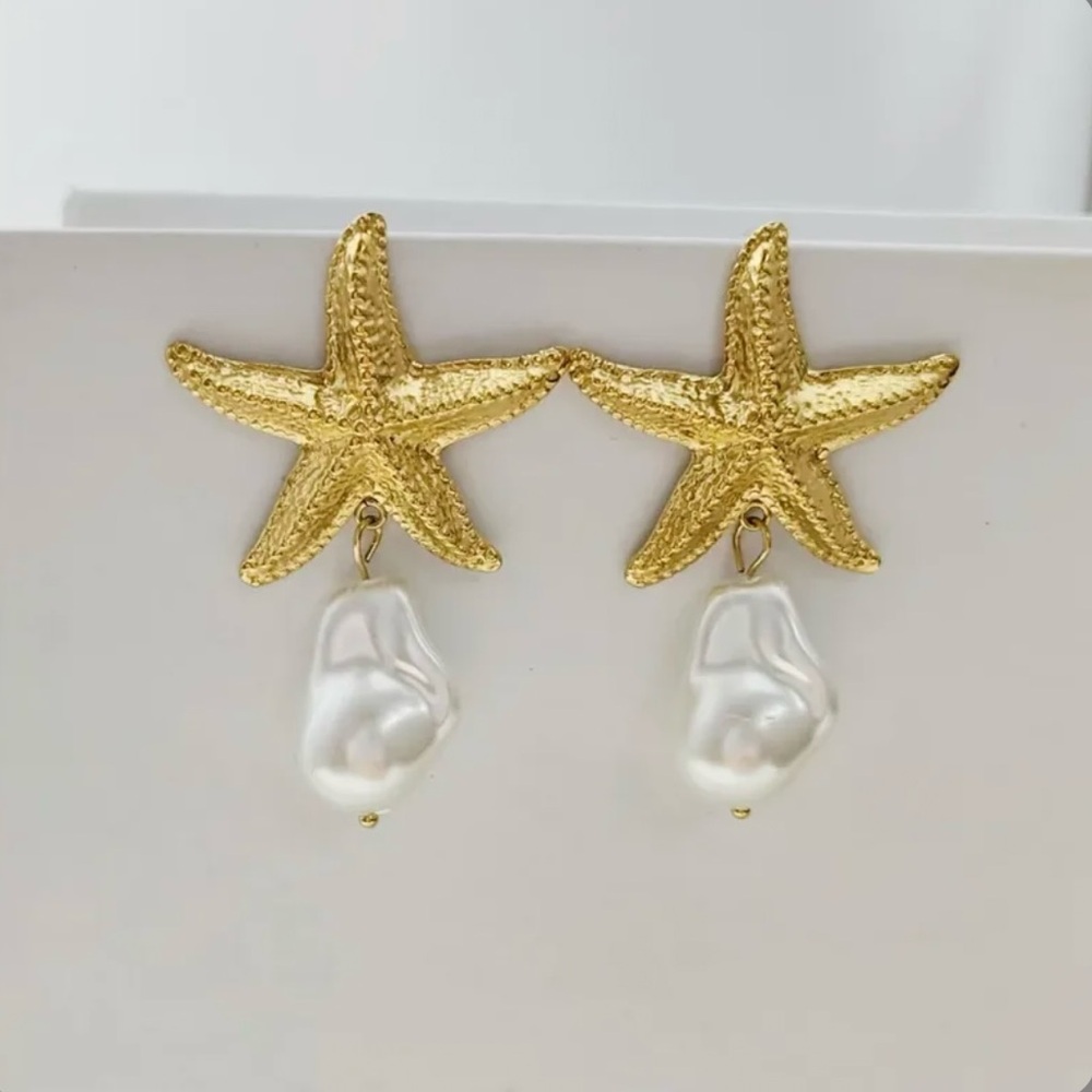 6 sets of Gold Starfish Pearl Drop Earrings